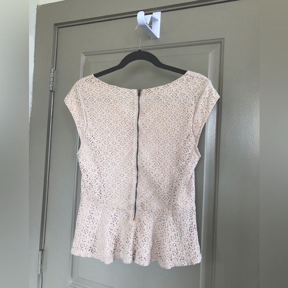 🌷Cute Pink Peplum Express Top - Picture 2 of 4